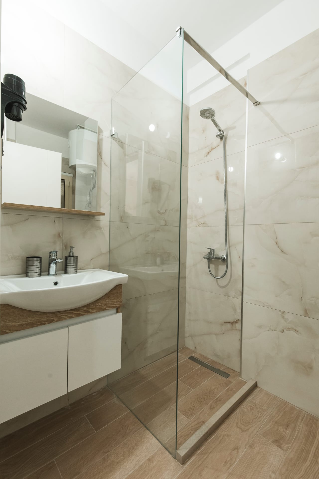 Two-Bedroom Studio Apartment - 12