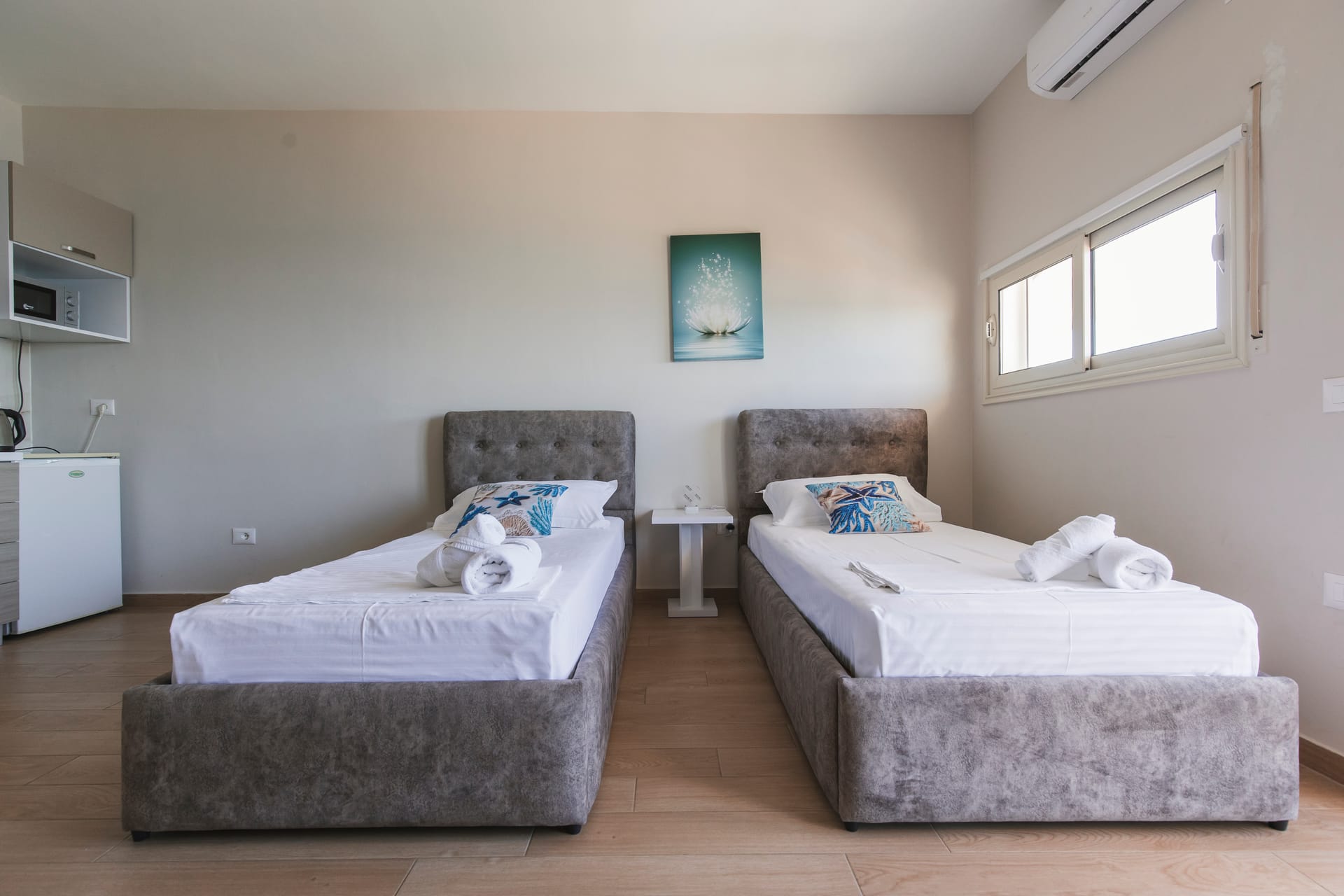 Twin Room with Sea View - 9