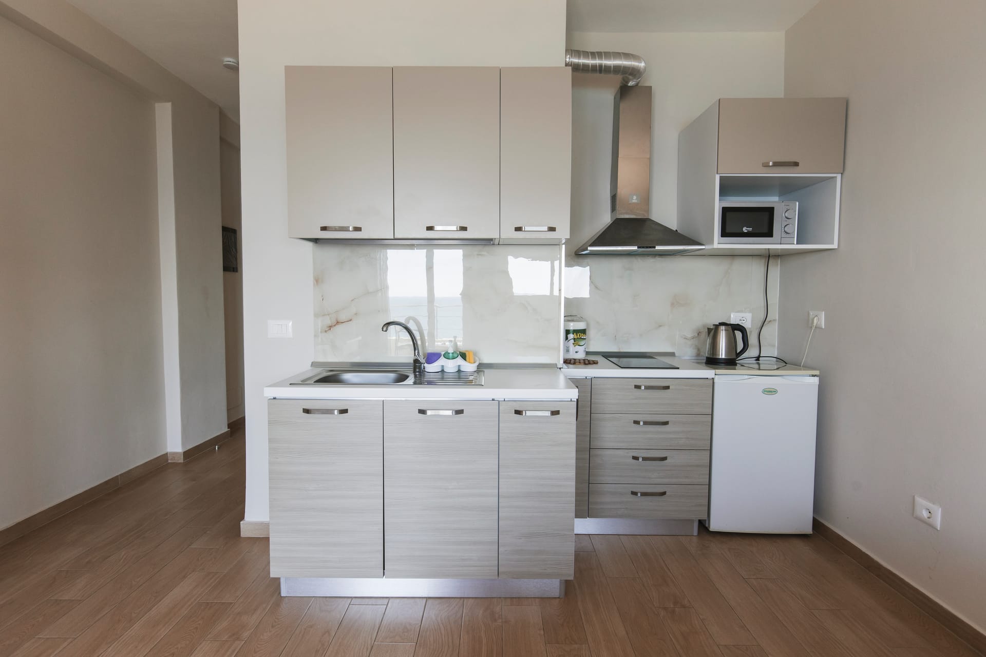 Twin Room with Sea View - 12