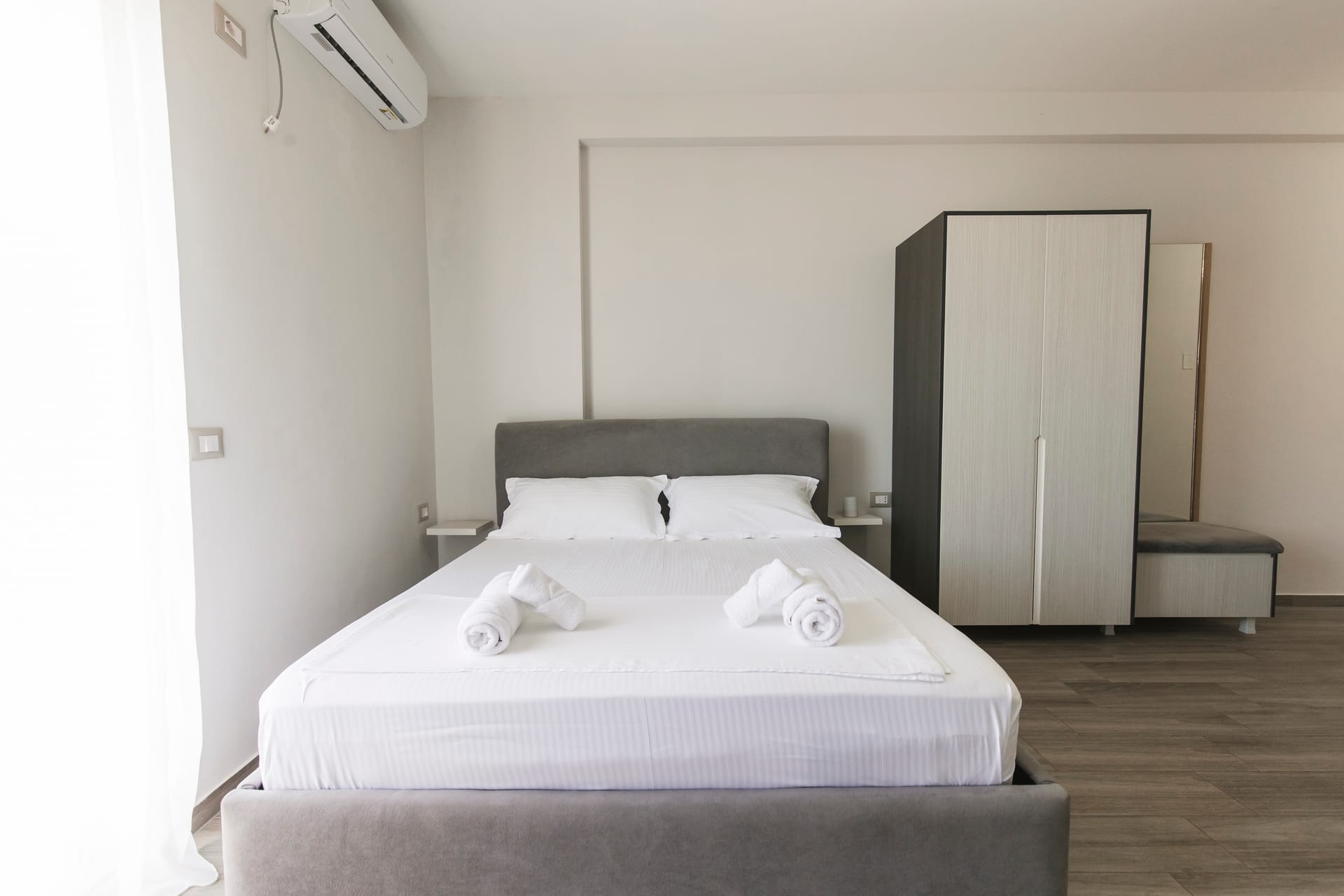 Double Room with Balcony and Sea View - 4