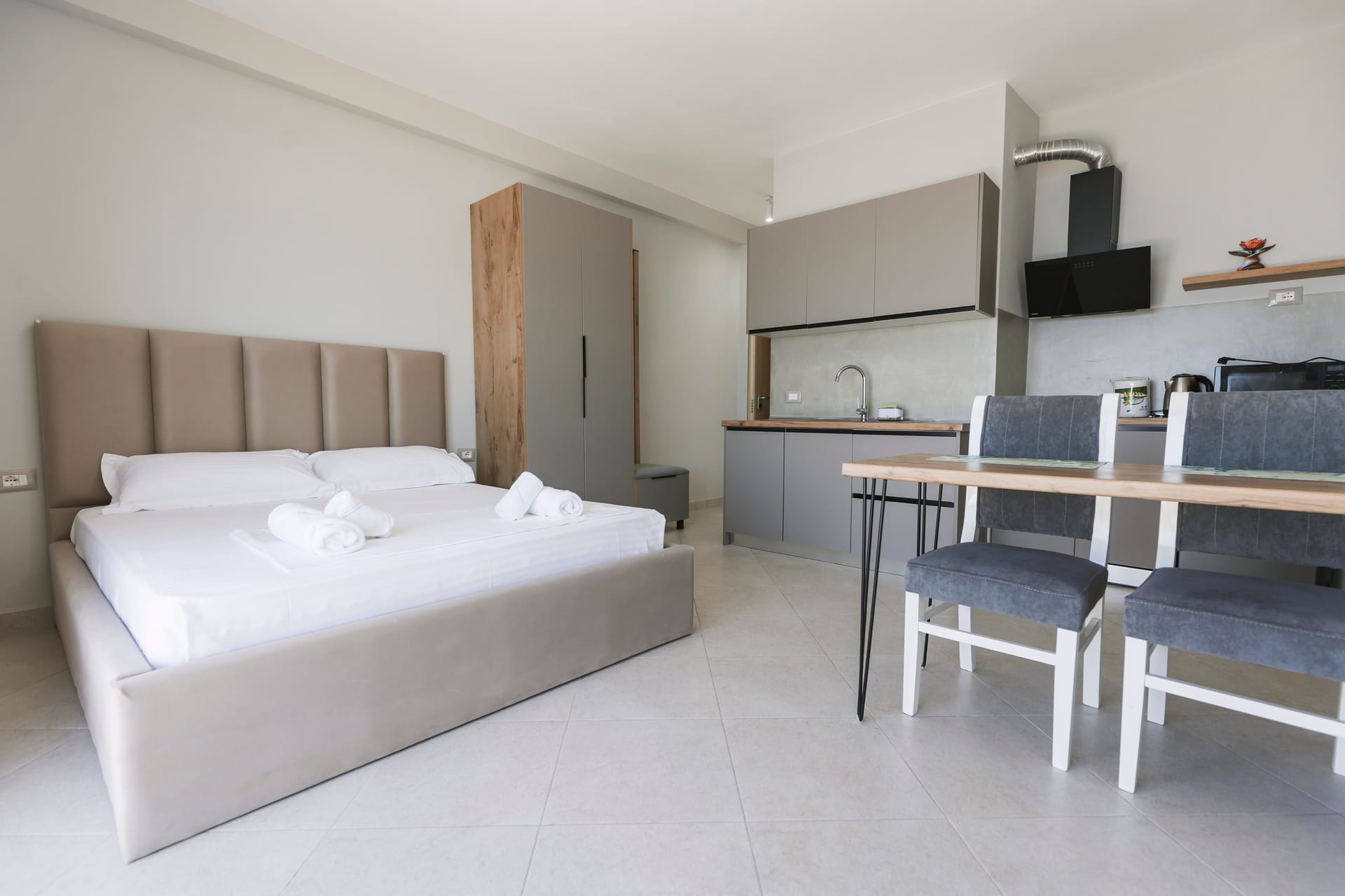 Standard Double Room - 4