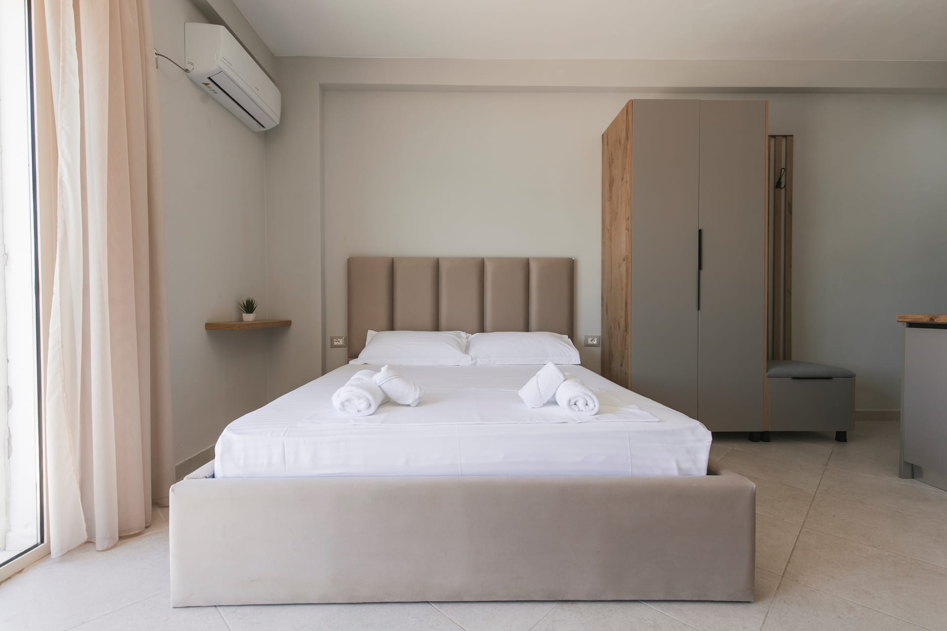 Standard Double Room - 14